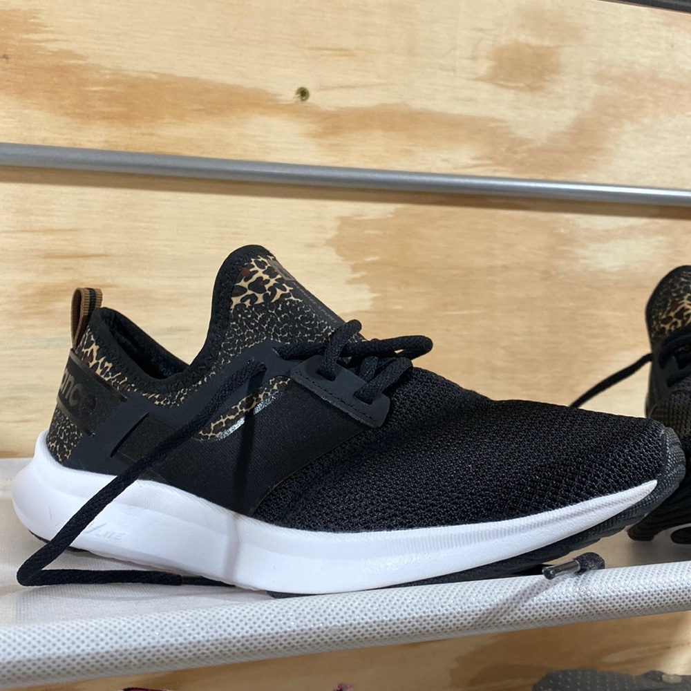 Ladies New Balance shoes